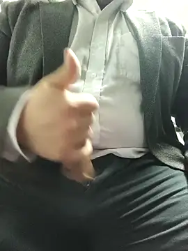 Cock17centimetros online show from April 17, 2026, 11:40 pm