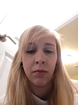 AmethystFoxx online show from December 21, 2025, 10:54 pm