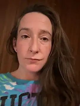 Snapshot of Mini_And_The_Bear chatting on February 13, 2026, 7:03 pm Mini And The Bear online show from February 13, 2026, 7:03 pm