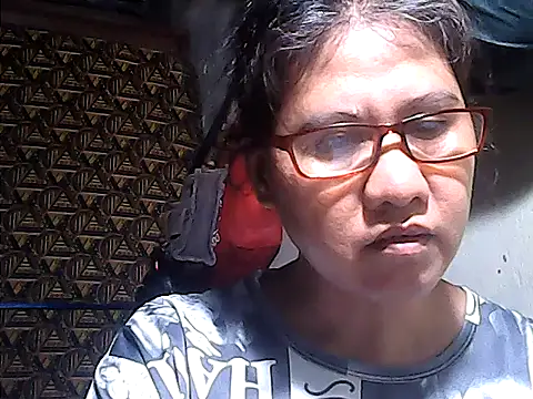 sweetsosie18 online show from June 3, 2026, 1:12 pm