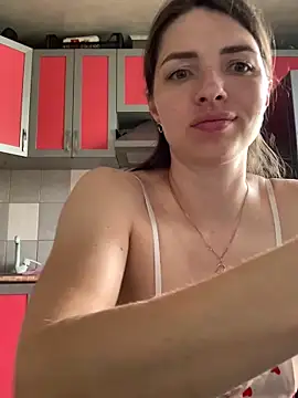 SeducingYoghourt online show from June 15, 2026, 1:33 pm