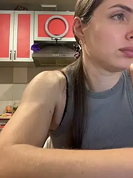 Snapshot of SeducingYoghourt chatting on February 18, 2026, 4:58 pm SeducingYoghourt online show from February 18, 2026, 4:58 pm