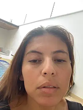 Snapshot of ROSE__15 chatting on October 8, 2025, 8:09 pm ROSE 15 online show from October 8, 2025, 8:09 pm