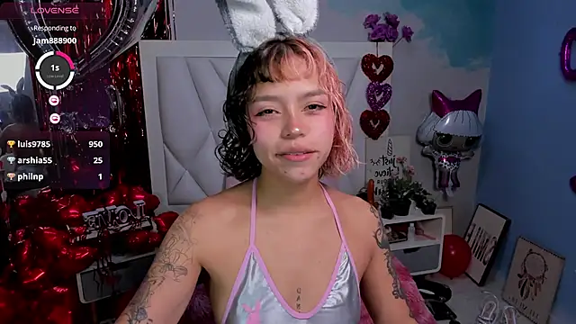 Snapshot of katalina_garcia chatting on March 12, 2025, 3:02 am katalina garcia online show from March 12, 2025, 3:02 am