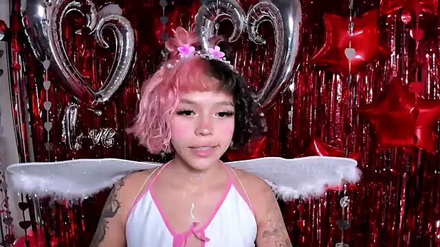 Snapshot of katalina_garcia chatting on February 15, 2025, 3:42 am katalina garcia online show from February 15, 2025, 3:42 am