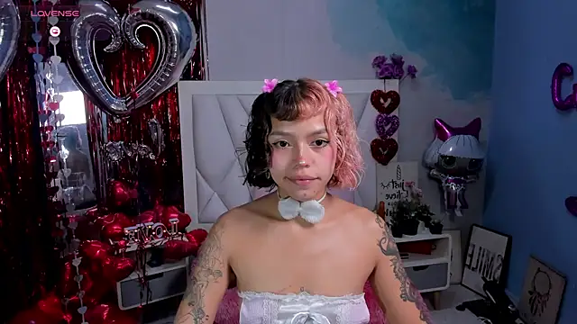 Snapshot of katalina_garcia chatting on March 10, 2025, 12:39 am katalina garcia online show from March 10, 2025, 12:39 am