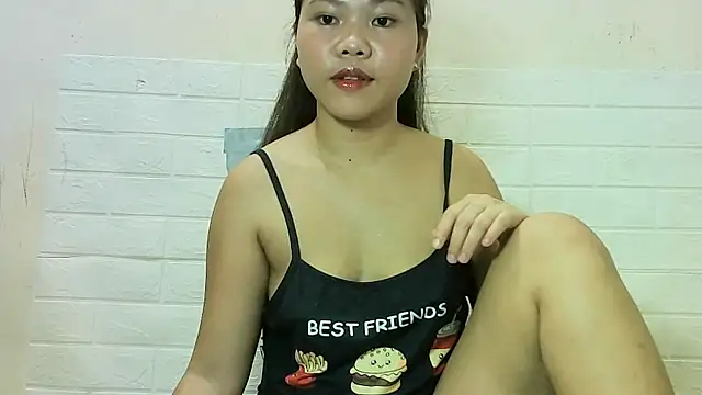 Snapshot of wildestsweetie chatting on January 9, 2026, 11:17 am wildestsweetie online show from January 9, 2026, 11:17 am