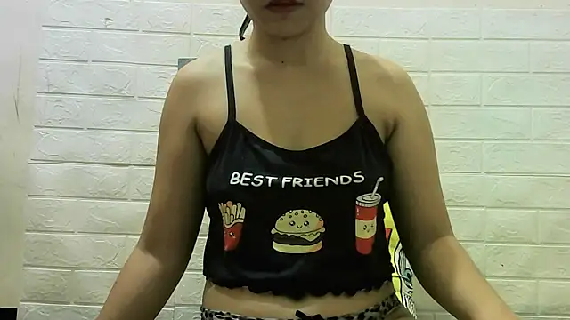 Snapshot of wildestsweetie chatting on January 8, 2026, 11:11 pm wildestsweetie online show from January 8, 2026, 11:11 pm