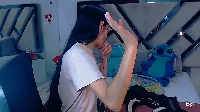 Snapshot of lady_Ary_xx chatting on March 5, 2025, 8:21 pm lady Ary xx online show from March 5, 2025, 8:21 pm