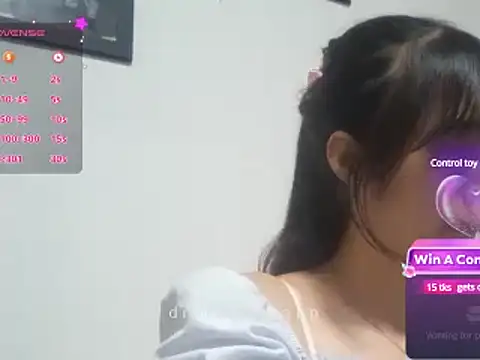 Snapshot of Moon_lunita chatting on February 1, 2025, 2:37 am Moon lunita online show from February 1, 2025, 2:37 am