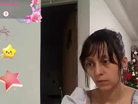 Snapshot of Moon_lunita chatting on December 12, 2024, 10:52 pm Moon lunita online show from December 12, 2024, 10:52 pm