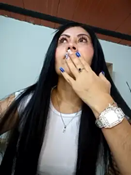 Tania mature online show from February 17, 2026, 5:21 pm