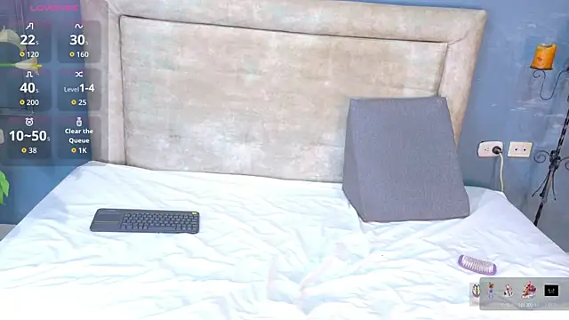 Snapshot of nicol_snow chatting on January 17, 2026, 1:37 pm nicol snow online show from January 17, 2026, 1:37 pm