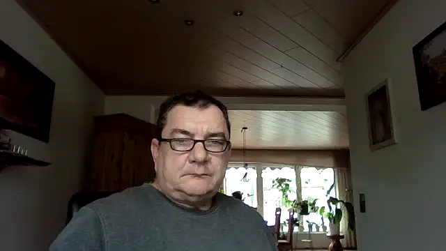 Snapshot of Nobbie444 chatting on February 18, 2026, 12:01 pm Nobbie444 online show from February 18, 2026, 12:01 pm