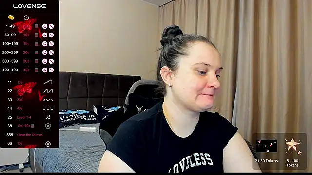 Snapshot of AlanaBrox chatting on November 14, 2025, 11:19 pm AlanaBrox online show from November 14, 2025, 11:19 pm