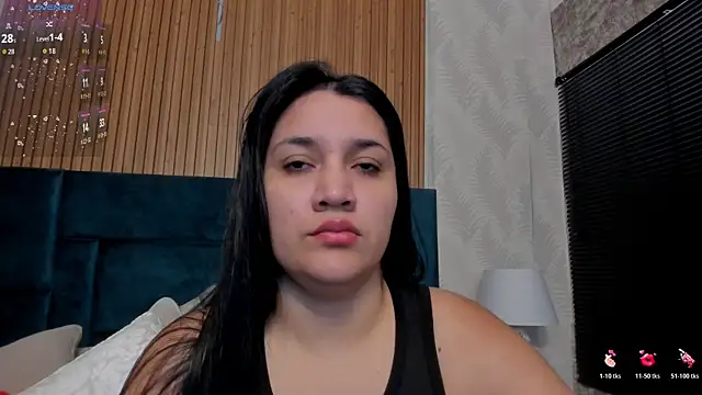 Snapshot of Kareena_chopra chatting on February 17, 2026, 12:13 pm Kareena chopra online show from February 17, 2026, 12:13 pm