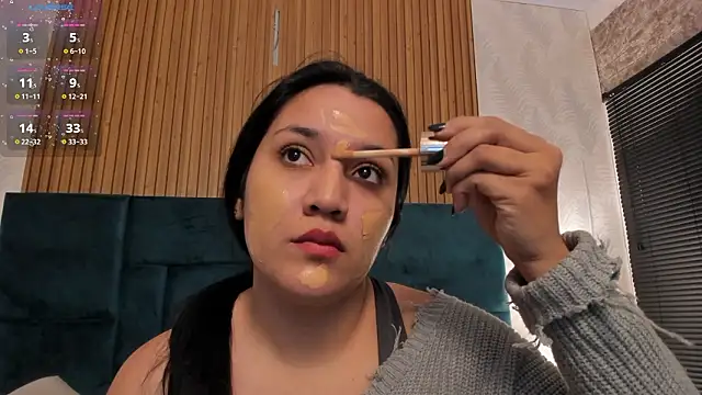 Snapshot of Kareena_chopra chatting on February 3, 2026, 12:21 pm Kareena chopra online show from February 3, 2026, 12:21 pm