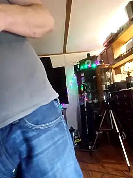 Snapshot of chosen923 chatting on November 26, 2025, 11:16 pm chosen923 online show from November 26, 2025, 11:16 pm