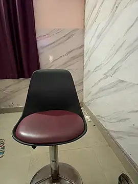 Snapshot of Ms_Divya chatting on February 27, 2025, 9:50 am Ms Divya online show from February 27, 2025, 9:50 am