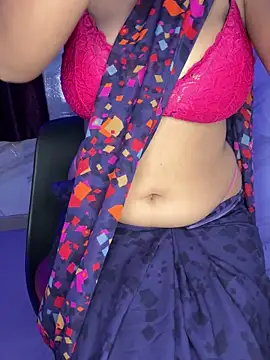 Snapshot of Ms_Divya chatting on March 15, 2025, 3:27 pm Ms Divya online show from March 15, 2025, 3:27 pm