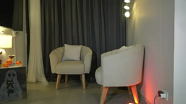 Snapshot of kendall_ruiz chatting on October 29, 2025, 12:09 am kendall ruiz online show from October 29, 2025, 12:09 am