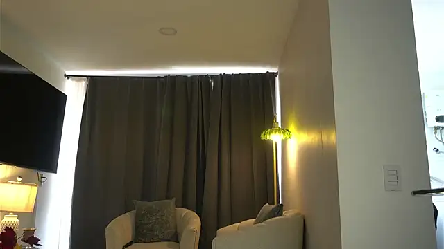 Snapshot of kendall_ruiz chatting on November 23, 2025, 2:49 pm kendall ruiz online show from November 23, 2025, 2:49 pm