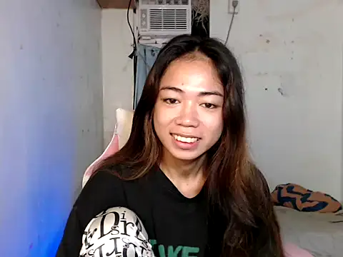 Snapshot of urfantacyjamaica chatting on November 1, 2025, 8:03 pm urfantacyjamaica online show from November 1, 2025, 8:03 pm