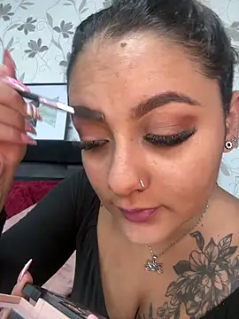 Emiily W online show from December 16, 2025, 9:24 am