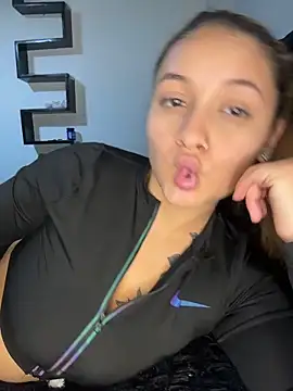 Emiily W online show from March 4, 2026, 6:37 pm