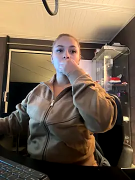 Emiily W online show from January 7, 2026, 10:09 am