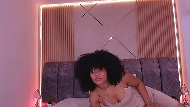 Snapshot of naia_blessed chatting on February 18, 2026, 7:10 pm naia blessed online show from February 18, 2026, 7:10 pm