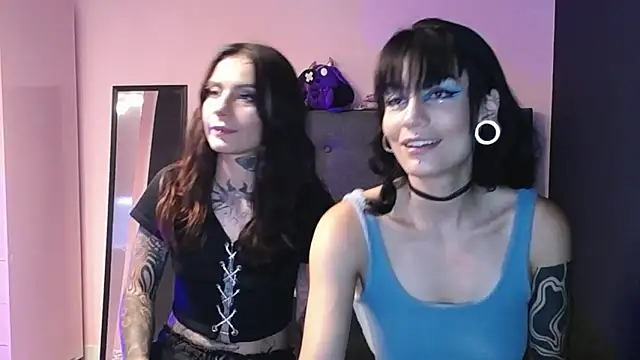 Snapshot of _onthary_6 chatting on February 4, 2025, 11:06 pm onthary 6 online show from February 4, 2025, 11:06 pm