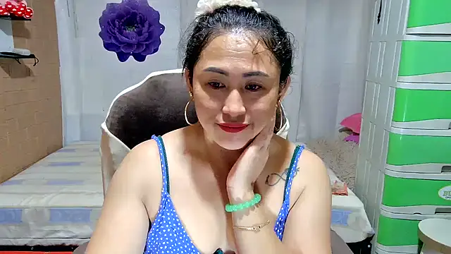 Snapshot of M_e_c_e_l chatting on May 13, 2026, 3:08 pm M e c e l online show from May 13, 2026, 3:08 pm