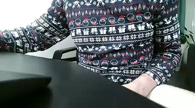 Snapshot of Horney_boy86 chatting on December 30, 2024, 12:00 am Horney boy86 online show from December 30, 2024, 12:00 am