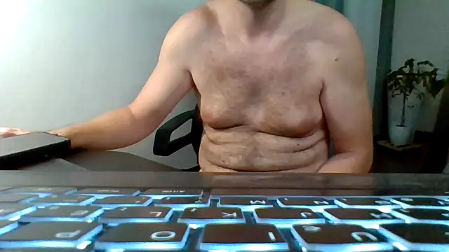 Snapshot of Horney_boy86 chatting on September 12, 2025, 11:04 pm Horney boy86 online show from September 12, 2025, 11:04 pm