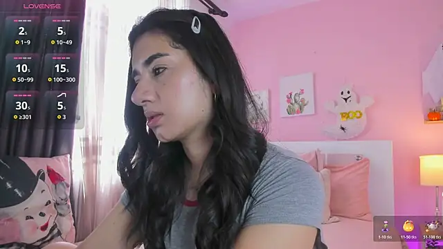 Snapshot of annadu011 chatting on October 27, 2025, 2:18 pm annadu011 online show from October 27, 2025, 2:18 pm