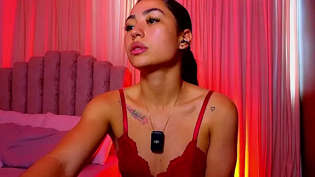 Snapshot of samantha_bss chatting on March 3, 2026, 6:59 pm samantha bss online show from March 3, 2026, 6:59 pm