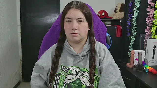 ann bronw online show from April 28, 2026, 11:36 am