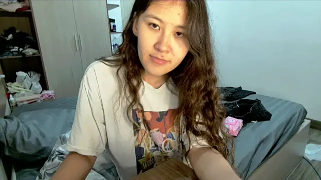 Snapshot of Riz_girl chatting on August 5, 2026, 4:12 pm Riz girl online show from August 5, 2026, 4:12 pm