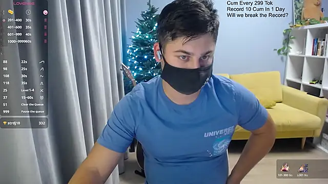 Snapshot of Tomguys chatting on December 5, 2025, 7:23 pm Tomguys online show from December 5, 2025, 7:23 pm