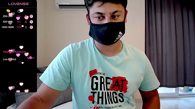 Snapshot of Tomguys chatting on September 10, 2025, 1:43 pm Tomguys online show from September 10, 2025, 1:43 pm