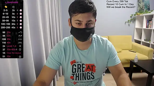 Snapshot of Tomguys chatting on November 4, 2025, 7:34 am Tomguys online show from November 4, 2025, 7:34 am