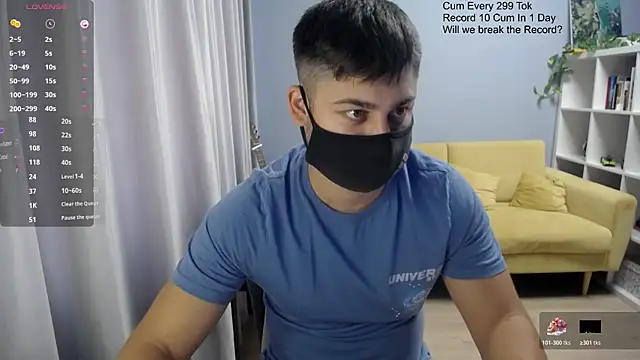 Snapshot of Tomguys chatting on November 14, 2025, 9:24 am Tomguys online show from November 14, 2025, 9:24 am