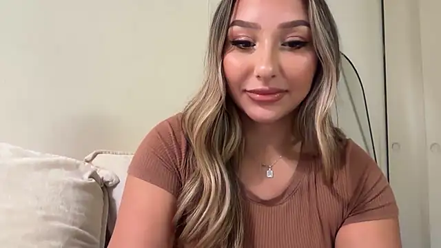 Snapshot of lustfulsmiles chatting on September 9, 2025, 1:09 pm lustfulsmiles online show from September 9, 2025, 1:09 pm