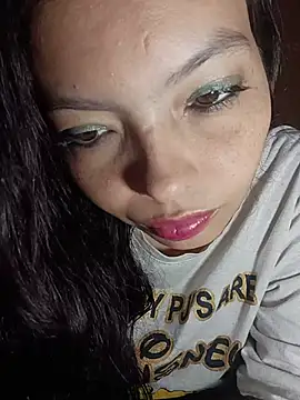 Snapshot of Melanymartinez105 chatting on May 30, 2026, 3:35 am Melanymartinez105 online show from May 30, 2026, 3:35 am