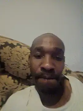 Snapshot of Dibobo4 chatting on April 26, 2026, 11:24 pm Dibobo4 online show from April 26, 2026, 11:24 pm