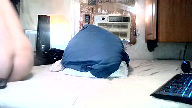 jceodo100 online show from March 7, 2025, 5:28 pm