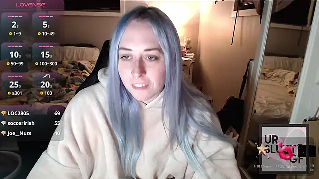 Snapshot of ursluttygf chatting on December 13, 2025, 10:27 pm ursluttygf online show from December 13, 2025, 10:27 pm