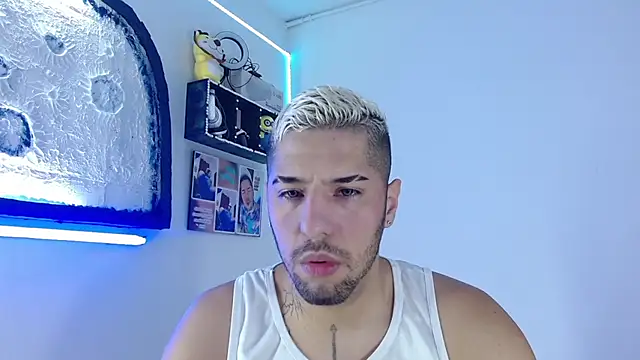 oscar22 cm online show from December 26, 2024, 7:05 pm