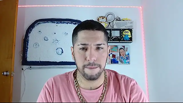 oscar22 cm online show from January 26, 2025, 9:51 pm